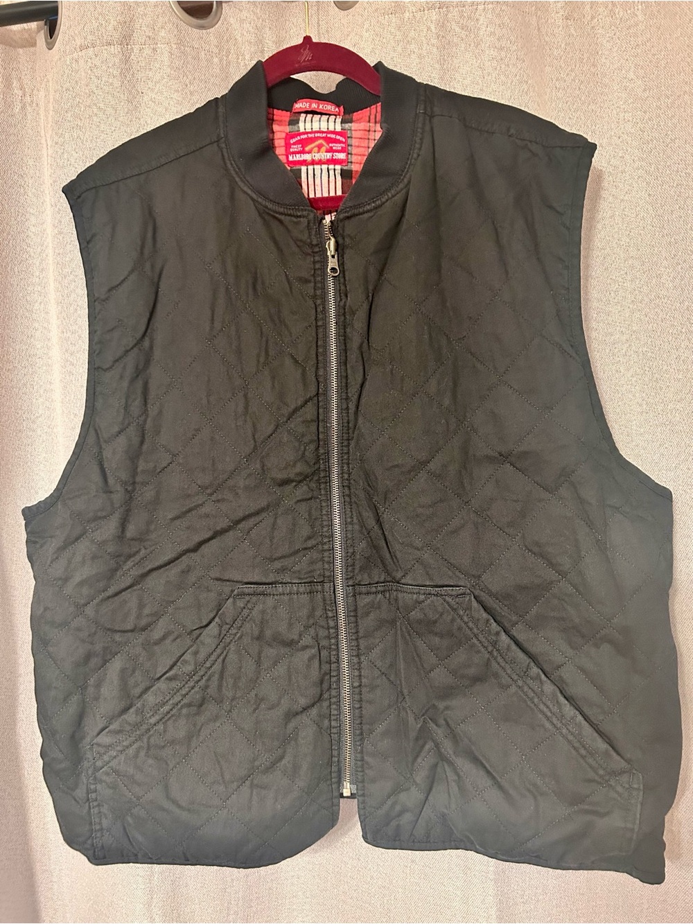 Vintage Marlboro Men's Quilted Black Vest Jacket - Classic Sleeveless Outerwear